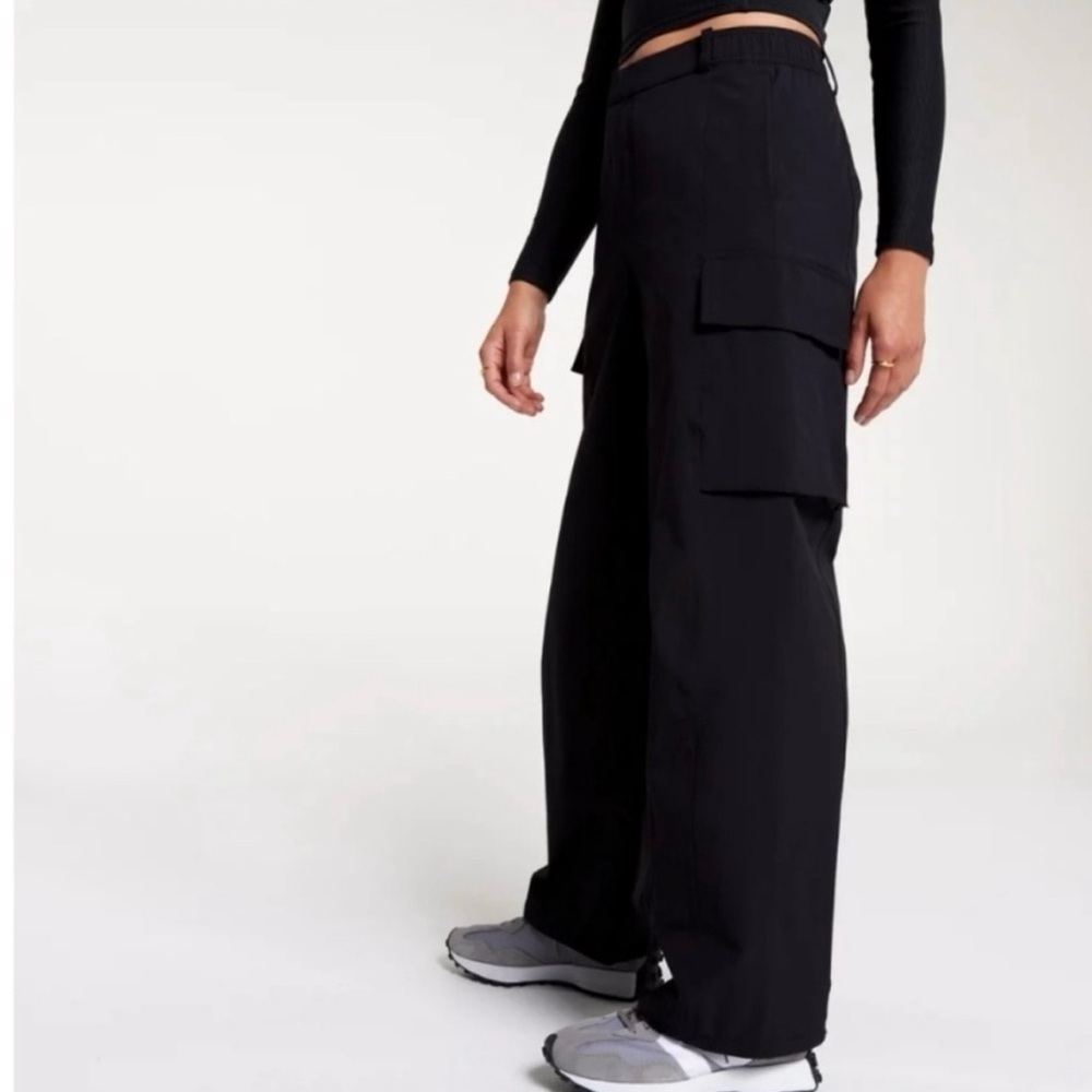 CALIA High-Rise CARGO POCKET PANT